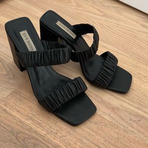 Steven madden Double strapped sandals